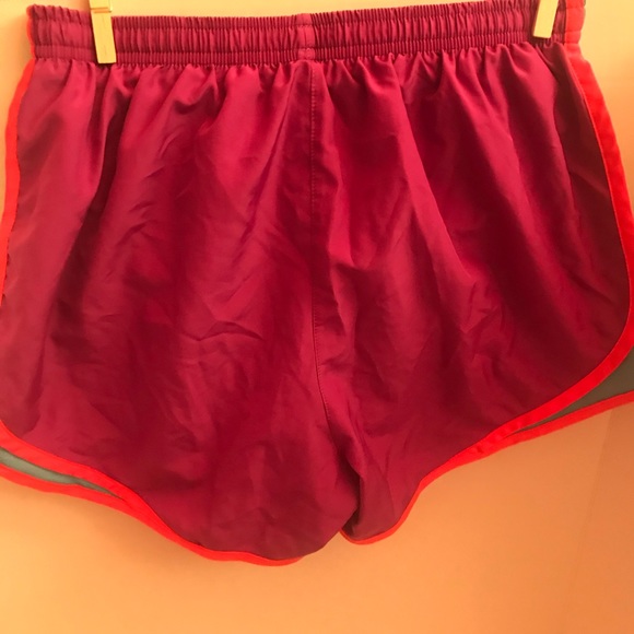Nike shorts-small - Picture 2 of 4